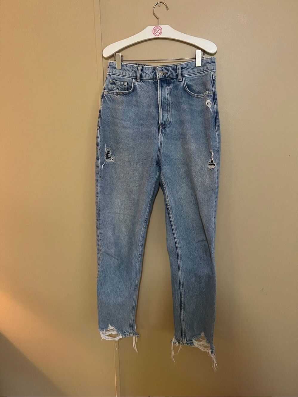 Zara Woman’s Distressed Blue Jeans Size 6